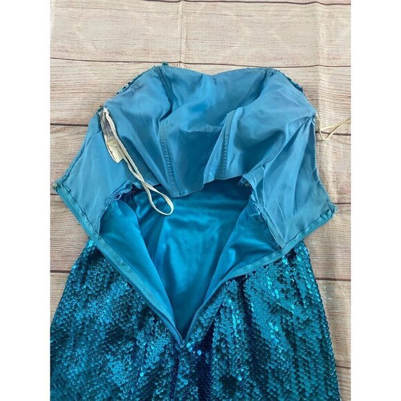 Vintage Mike Bennet Formals Women's Blue Sequin Evening Gown - 8 - Picture 14 of 14